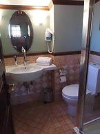 Kokkino Spiti Boutique Hotel