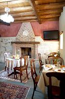 Kokkino Spiti Boutique Hotel