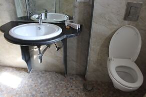 Nigeen Lake View Resort