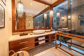 Villa Gumamela Bali