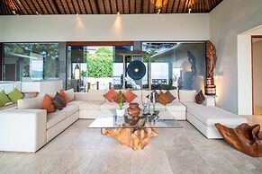 Villa Gumamela Bali