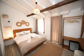 MAHZEN ALACATI BUTIK OTEL