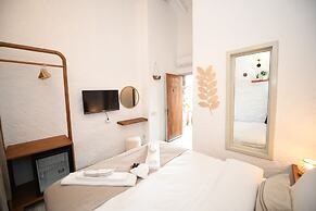 MAHZEN ALACATI BUTIK OTEL