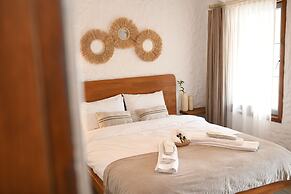 MAHZEN ALACATI BUTIK OTEL