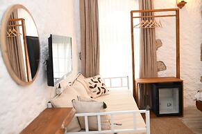 MAHZEN ALACATI BUTIK OTEL