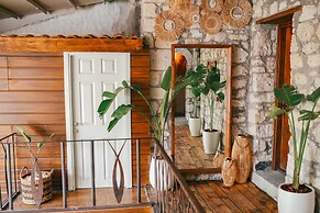 MAHZEN ALACATI BUTIK OTEL