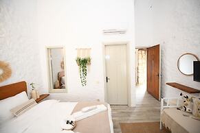 MAHZEN ALACATI BUTIK OTEL