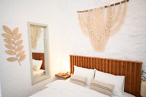 MAHZEN ALACATI BUTIK OTEL