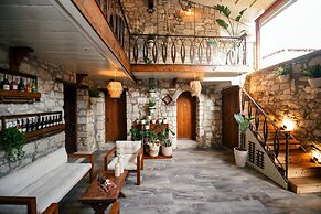 MAHZEN ALACATI BUTIK OTEL