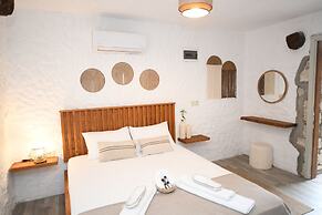 MAHZEN ALACATI BUTIK OTEL