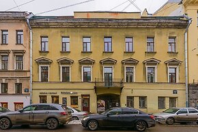 RentalSPb Eclectic House