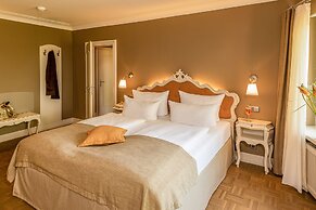 Schlosshotel Steinburg