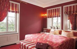 Schlosshotel Steinburg