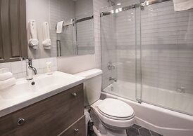 Ski In Ski Out Townhome in Rocky Mountain Access to Elkhorn Chairlift 