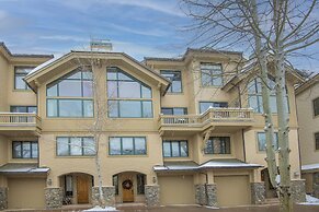 Ski In Ski Out Townhome in Rocky Mountain Access to Elkhorn Chairlift 