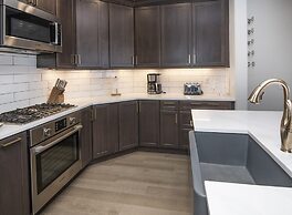 Ski In Ski Out Townhome in Rocky Mountain Access to Elkhorn Chairlift 