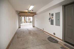 Ski In Ski Out Townhome in Rocky Mountain Access to Elkhorn Chairlift 