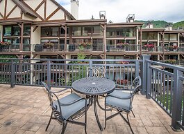 Lionsquare North Tower #402 5 Bedroom Condo by RedAwning