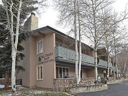 Vail Trails East #7b 1 Bedroom Condo by RedAwning