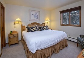 Cortina #160 3 Bedroom Condo by Redawning