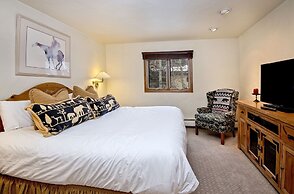 Cortina #160 3 Bedroom Condo by Redawning