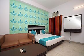Hotel Mandakini Palace