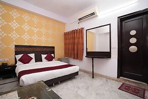 Hotel Mandakini Palace