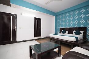 Hotel Mandakini Palace