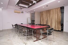 Hotel Mandakini Palace