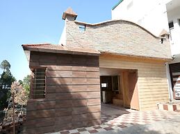 OYO 12170 Home Rustic Villa Kasauli