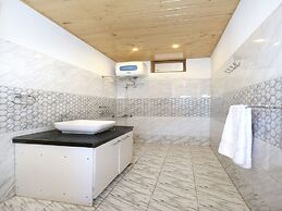 OYO 12170 Home Rustic Villa Kasauli