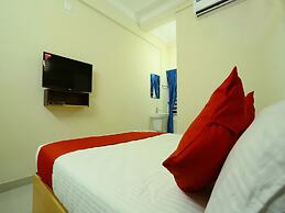 OYO 11909 Star Plaza