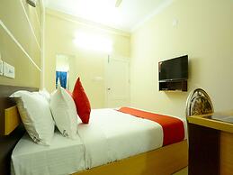 OYO 11909 Star Plaza