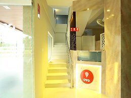 OYO 11909 Star Plaza