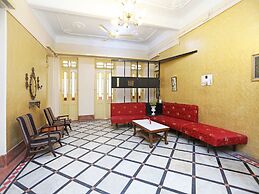 OYO 11896 Marble Palace Guest House