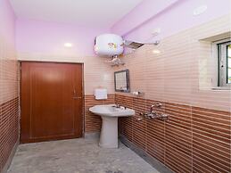 OYO 11379 Jams Guest House