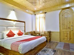 OYO 12271 Avenue Manali