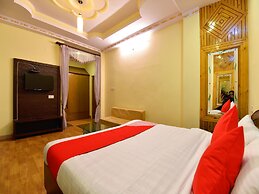 OYO 12271 Avenue Manali