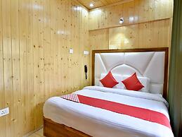 OYO 12271 Avenue Manali