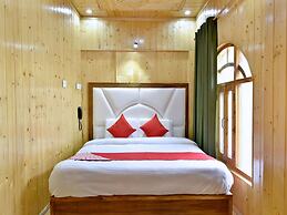 OYO 12271 Avenue Manali