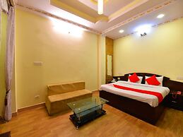 OYO 12271 Avenue Manali