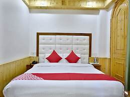 OYO 12271 Avenue Manali