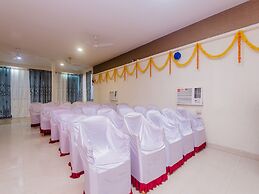 OYO 11855 Phoenix Hotel