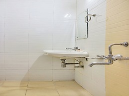 OYO 10678 Hotel Nandanvan