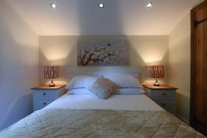 Rhiwddu Barns - Brecon Beacons National Park