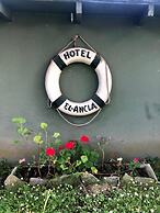 Hotel El Ancla