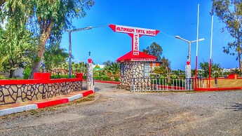 Altinkum Tatil Koyu