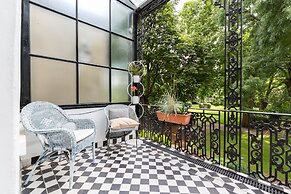 Philbeach Balcony- 2bed flat in Earls Ct