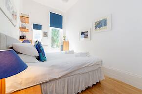 Philbeach Balcony- 2bed flat in Earls Ct