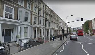 Philbeach Balcony- 2bed flat in Earls Ct